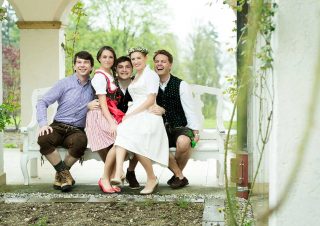 Gruppenfotos zur Hochzeit  – Hochzeit Schloss Höhenriedt