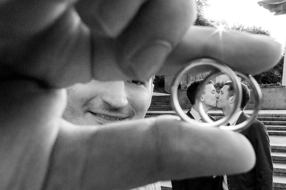 Wedding photographer for gay & lesbian weddings