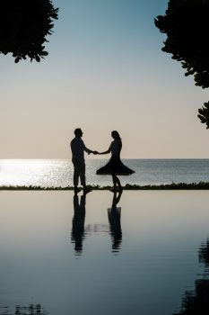 Thailand Wedding Photography-Koh Lanta silhouette pool snd sea